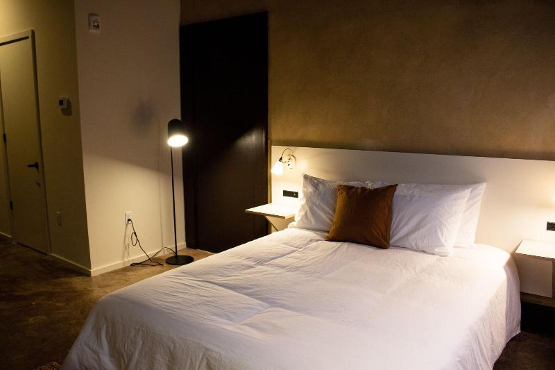 Travelers Hotel image