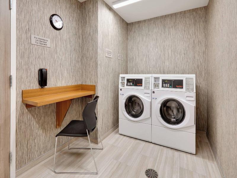 Springhill Suites Dallas Mansfield image