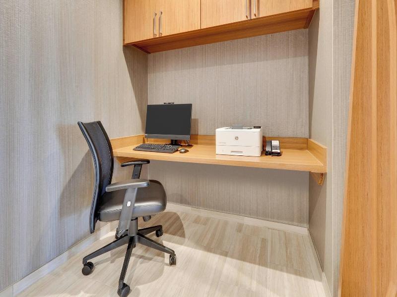 Springhill Suites Dallas Mansfield image