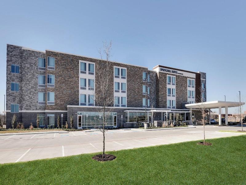 Springhill Suites Dallas Mansfield image
