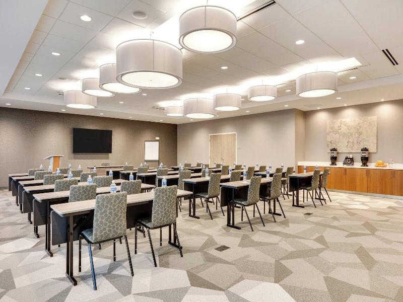 Springhill Suites Dallas Mansfield image