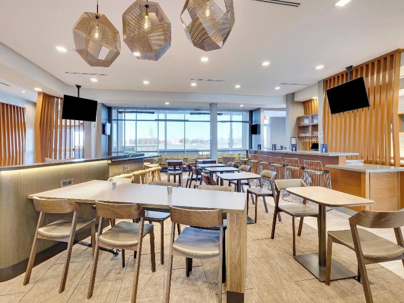 Springhill Suites Dallas Mansfield image
