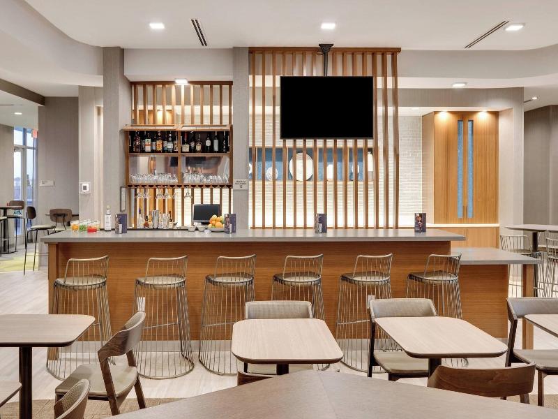 Springhill Suites Dallas Mansfield image