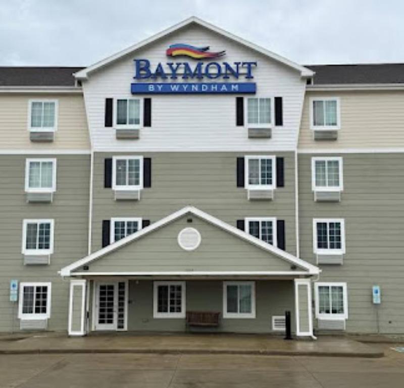 Baymont By Wyndham Dickinson image