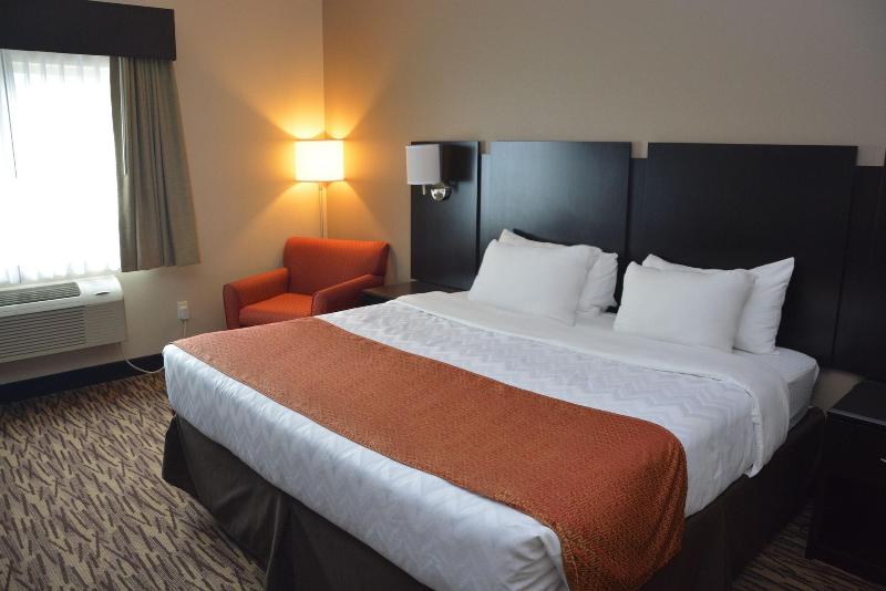 Roosevelt Inn And Suites image