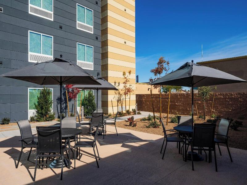 Fairfield Inn & Suites by Marriott Las Vegas North image