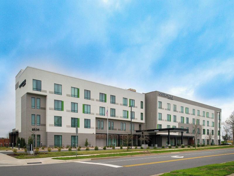Courtyard By Marriott Charlotte Steele Creek image