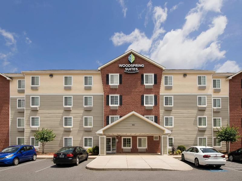 Woodspring Suites Charlotte Gastonia image