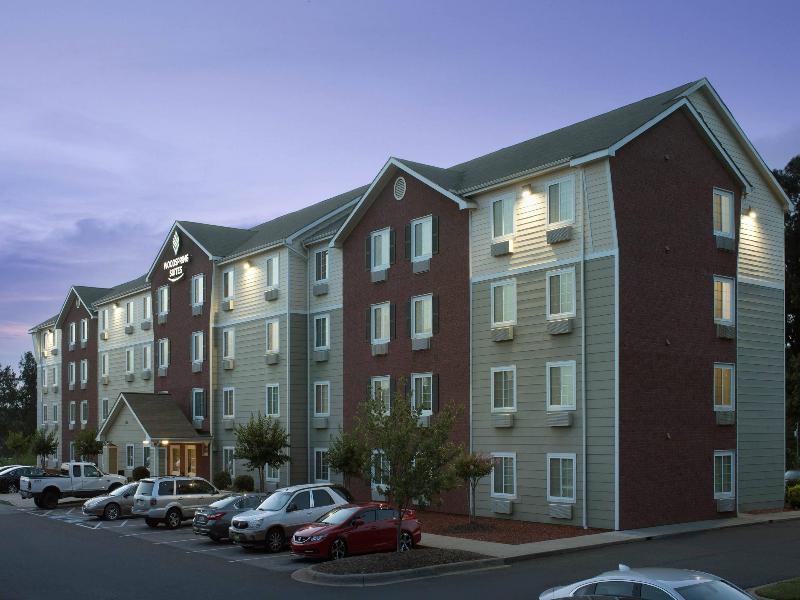 Woodspring Suites Charlotte Gastonia image