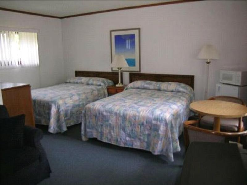 Wasaga Beach Inn And Cottages image