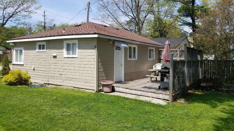Wasaga Beach Inn And Cottages image