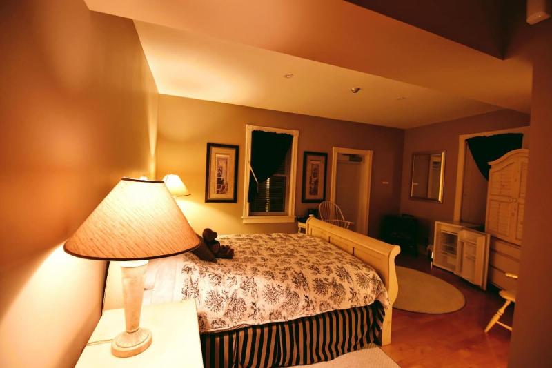 The Burleigh Falls Inn & Suites — photo 15