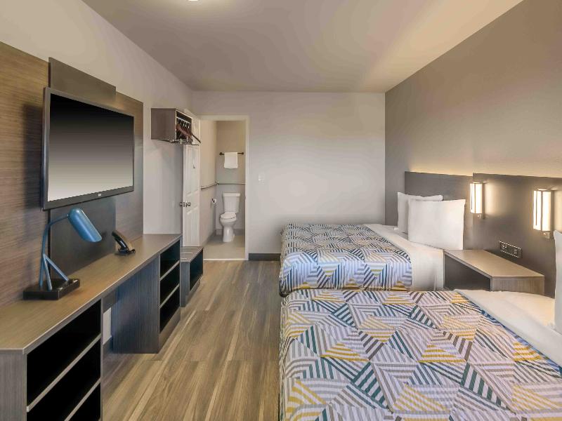 Motel 6 Commerce, Ga image