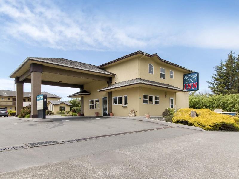 Anchor Beach Inn image
