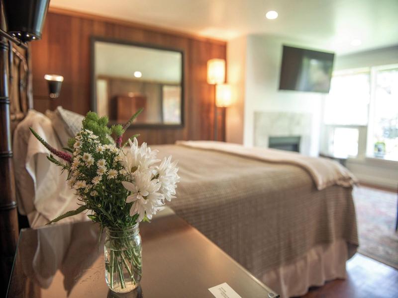 Inn At Buckhorn Cove
