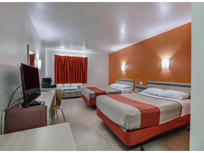 Motel 6-Pasadena, TX GA image