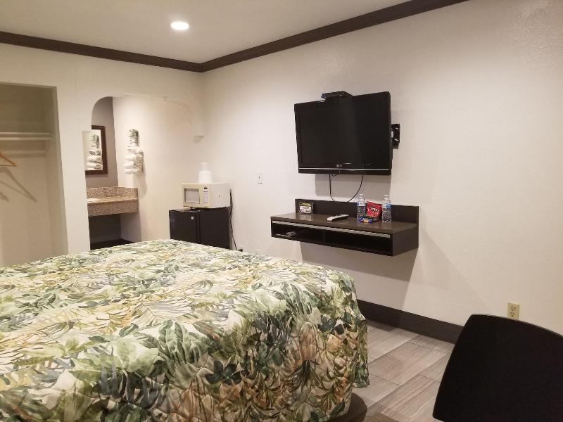 Starlight Inn Huntington Beach image