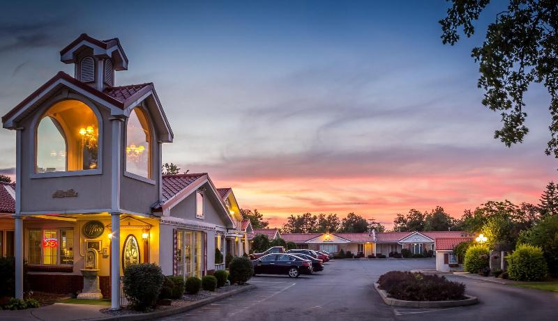 Village Haven Inn image