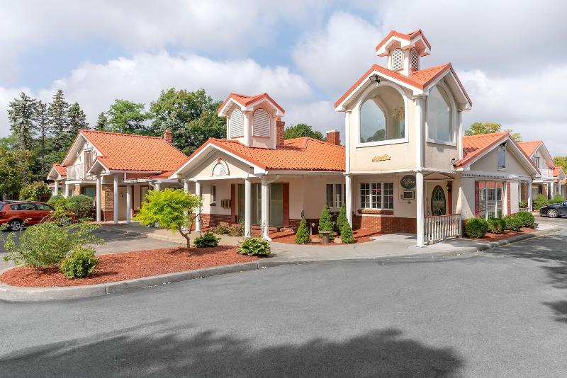 Village Haven Inn image