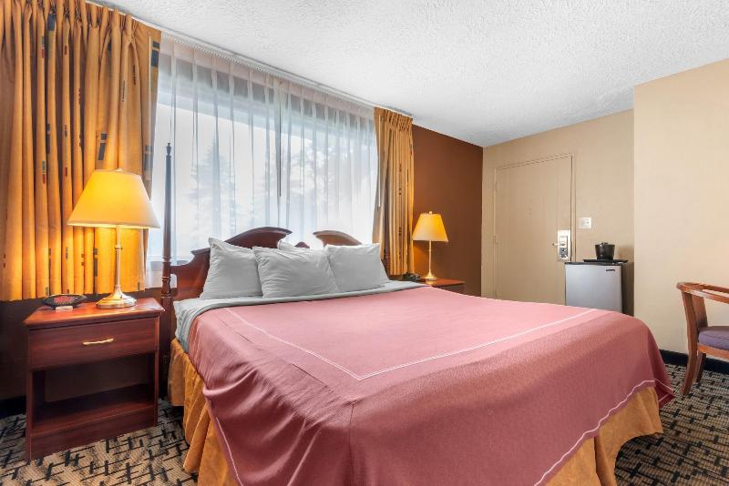Village Haven Inn image