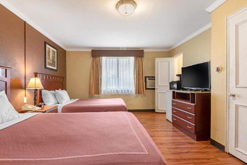 Village Haven Inn image
