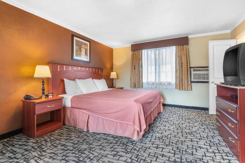 Village Haven Inn image