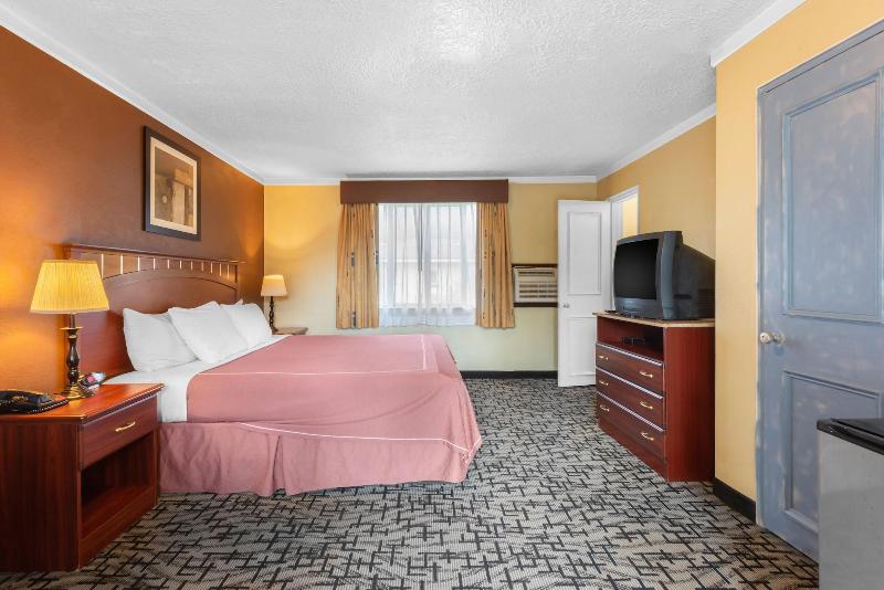 Village Haven Inn image