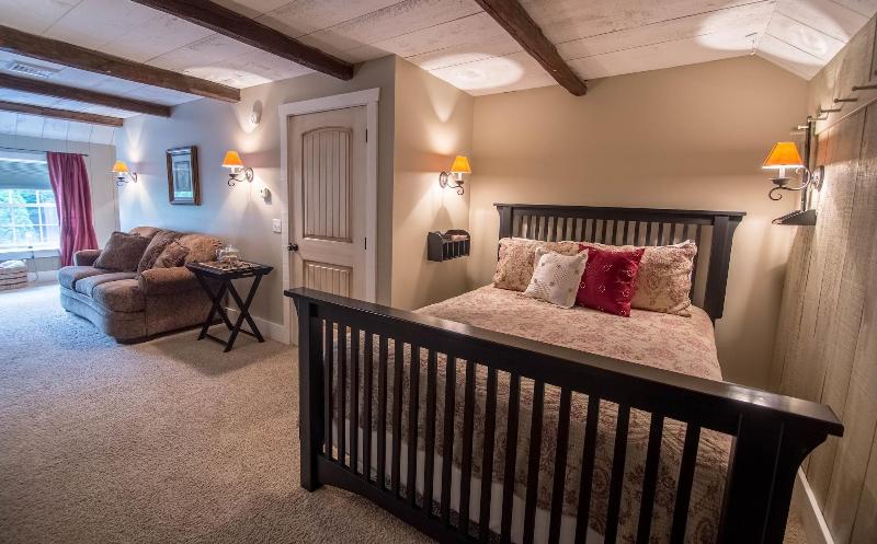 The Barn At Strasburg Bed And Breakfast