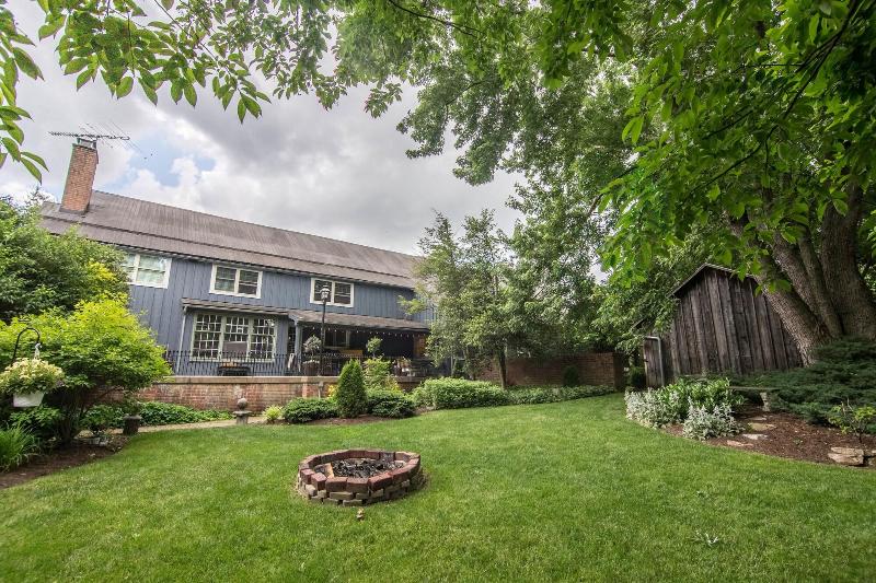The Barn At Strasburg Bed And Breakfast image