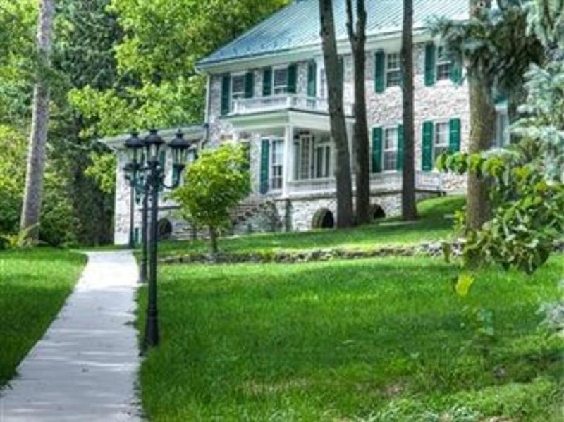 Stocks Manor Bed And Breakfast image