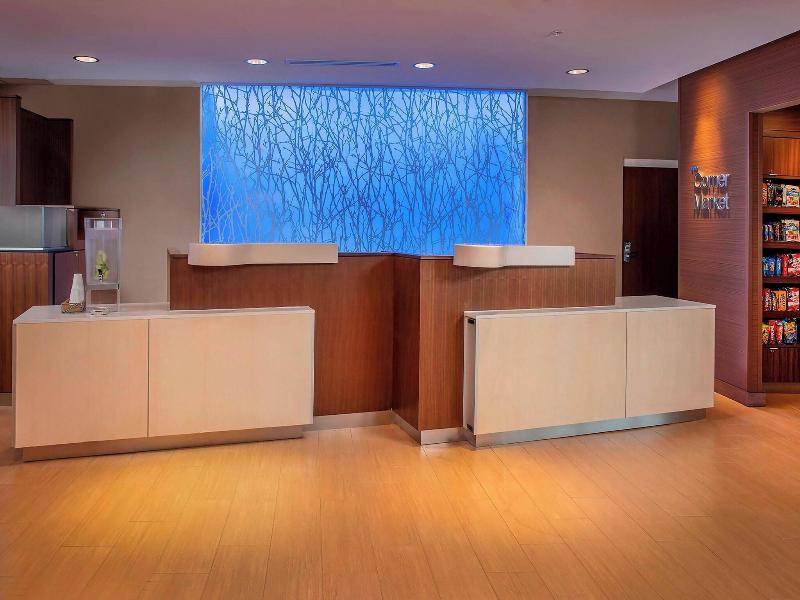 Fairfield Inn & Suites by Marriott Harrisburg Inte image