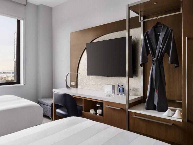 Marriott New York Jfk Airport image