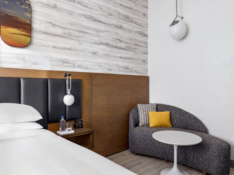 Marriott New York Jfk Airport image