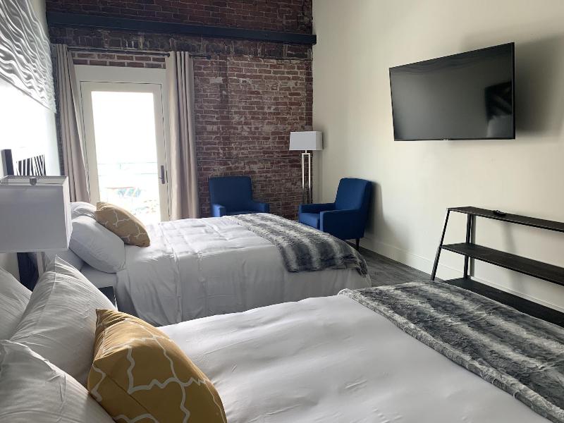 Manhattan Hotel Salida image