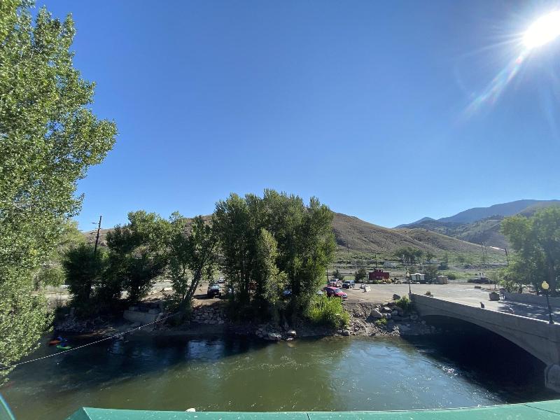 Manhattan Hotel Salida image