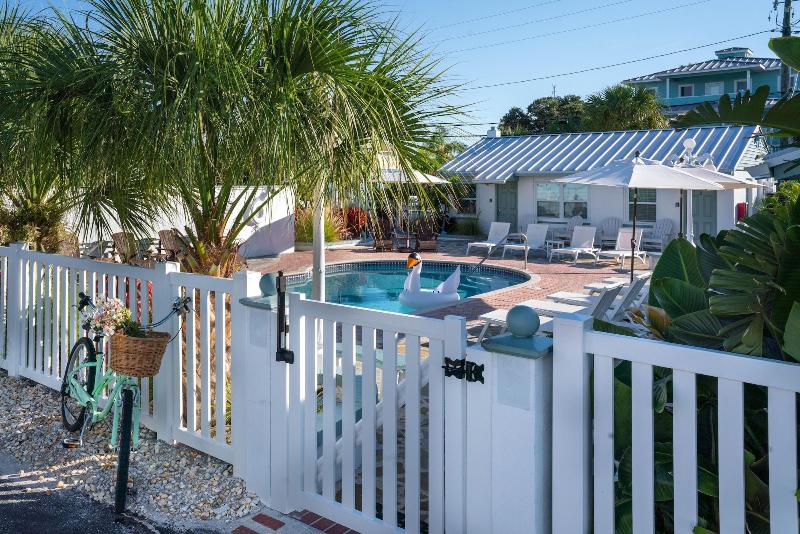 The Bungalows image