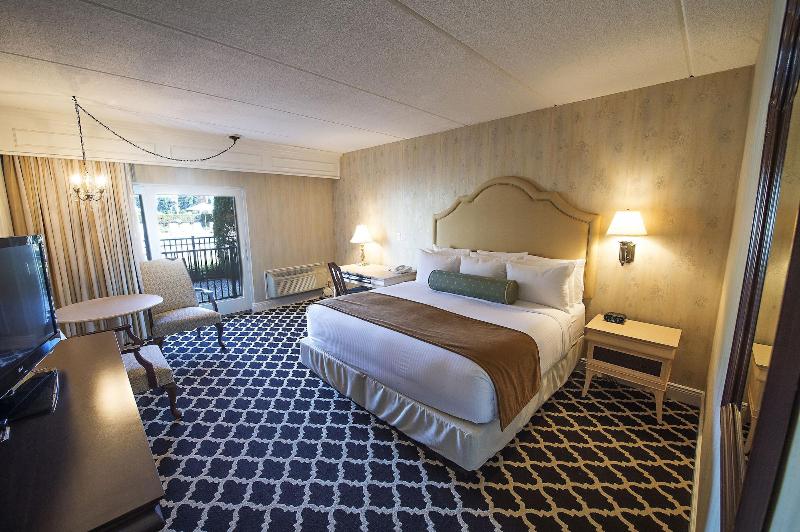 Molly Pitcher Inn image