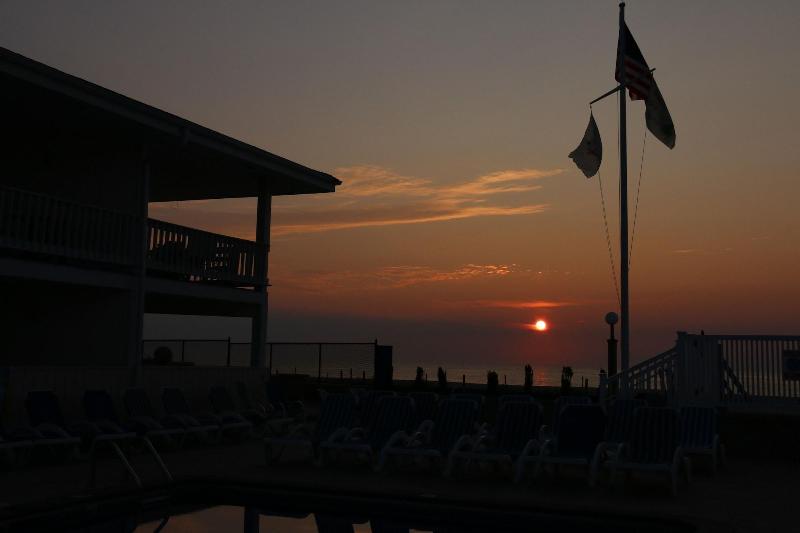 The White Sands Oceanfront Resort & Spa image