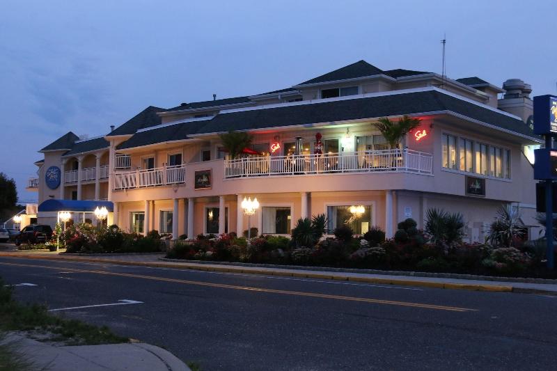 The White Sands Oceanfront Resort & Spa image