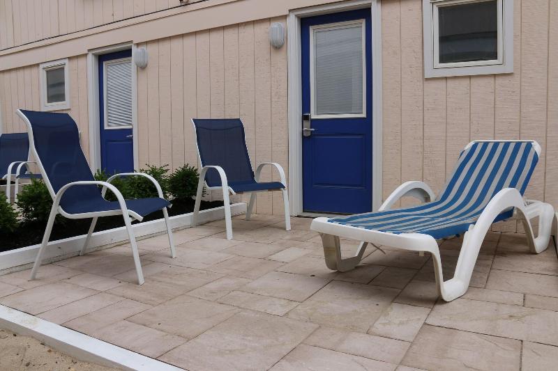 The White Sands Oceanfront Resort & Spa image