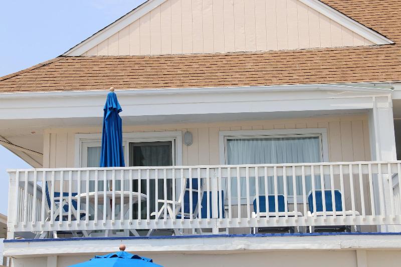 The White Sands Oceanfront Resort & Spa image