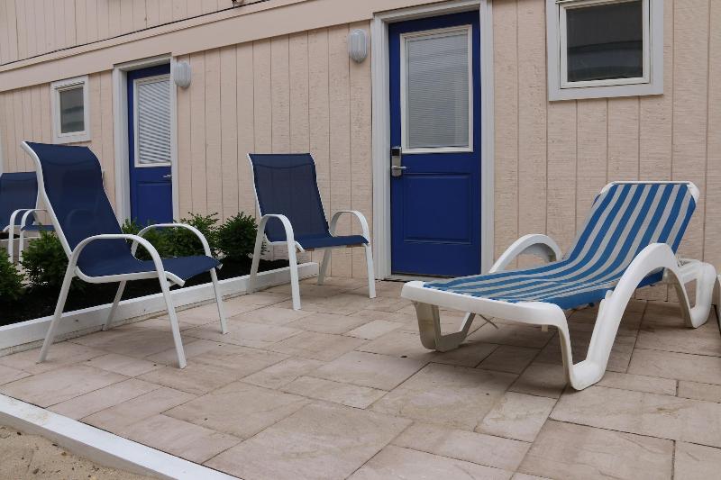 The White Sands Oceanfront Resort & Spa image