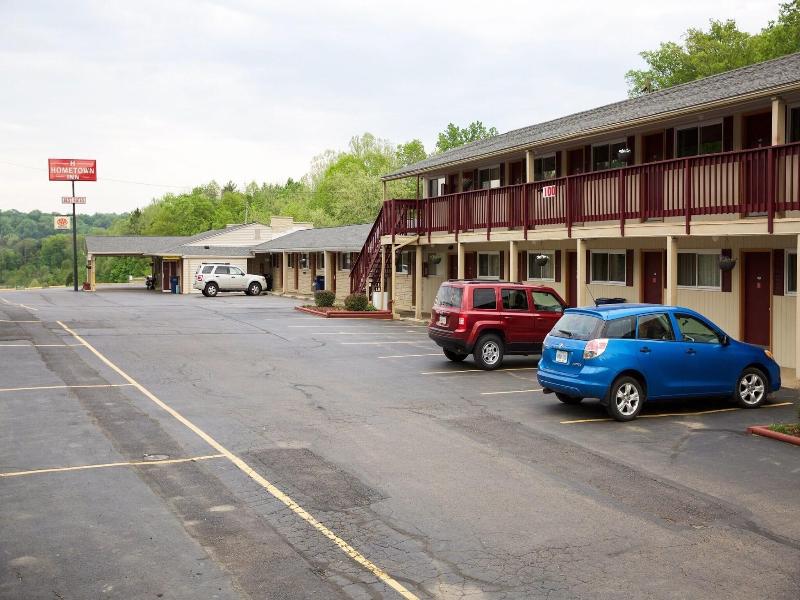 Hometown Inn Athens image