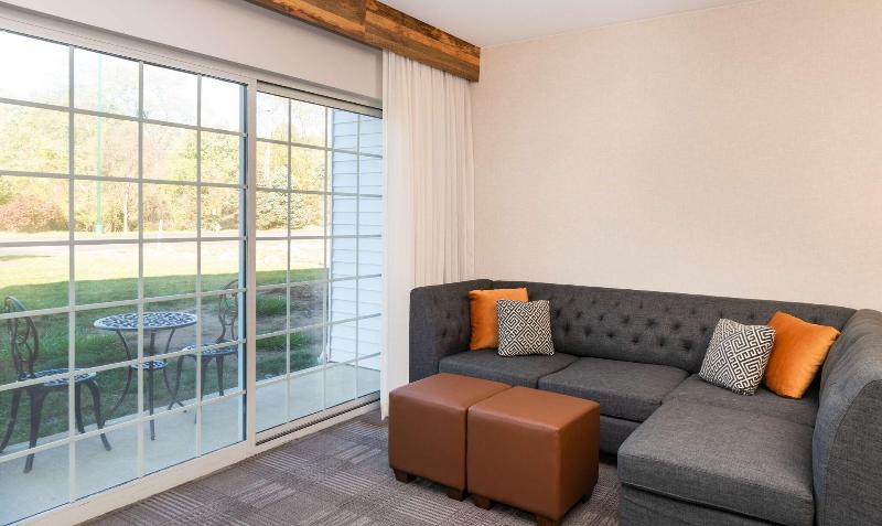 Cherry Valley Hotel image