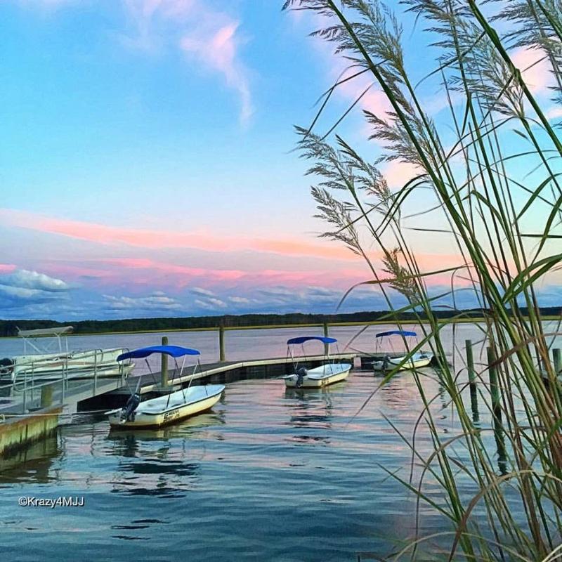 Snug Harbor Marina And Hotel