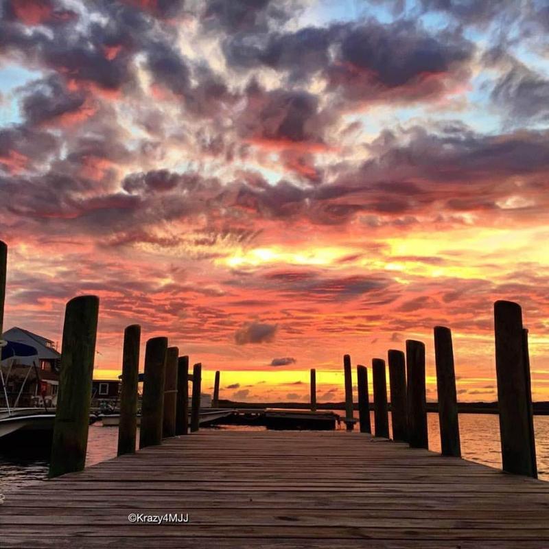 Snug Harbor Marina And Hotel