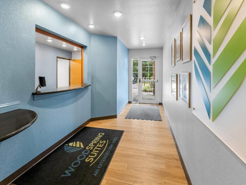 WoodSpring Suites Chesapeake-Norfolk Greenbrier image