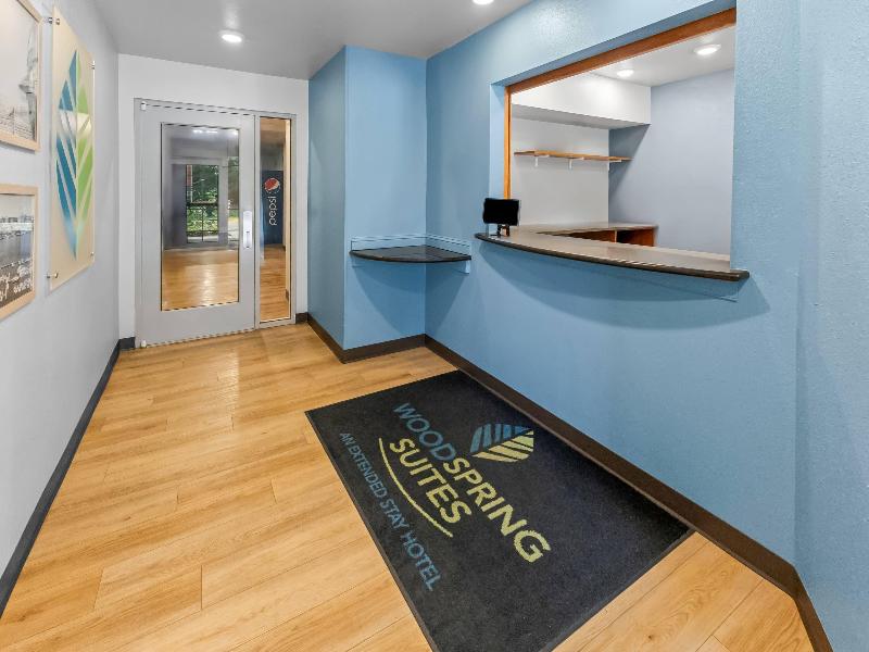 WoodSpring Suites Chesapeake-Norfolk Greenbrier image
