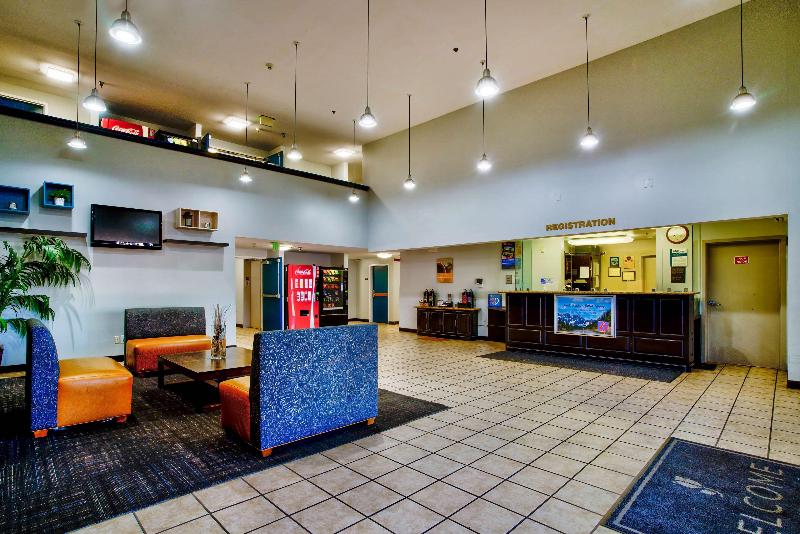Motel 6 Hesperia, CA - West Main Street - I-15 image