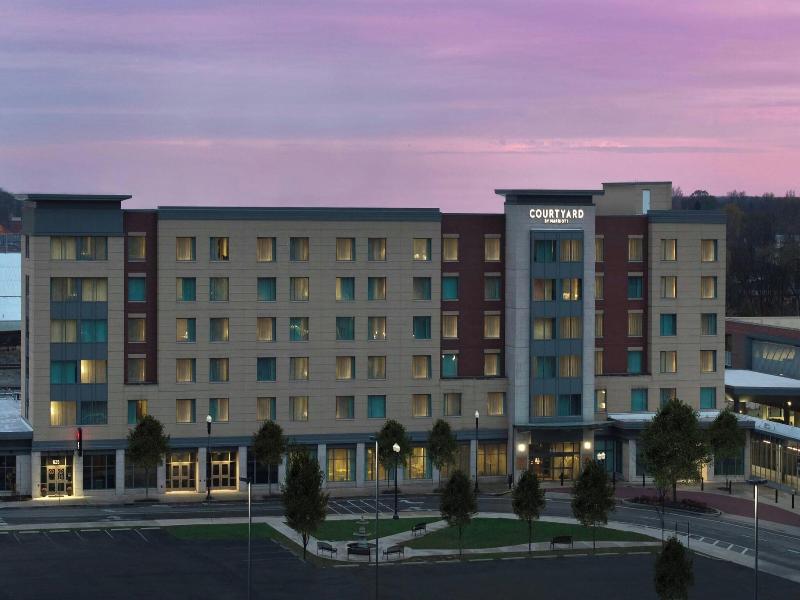 Courtyard Muncie At Horizon Convention Center